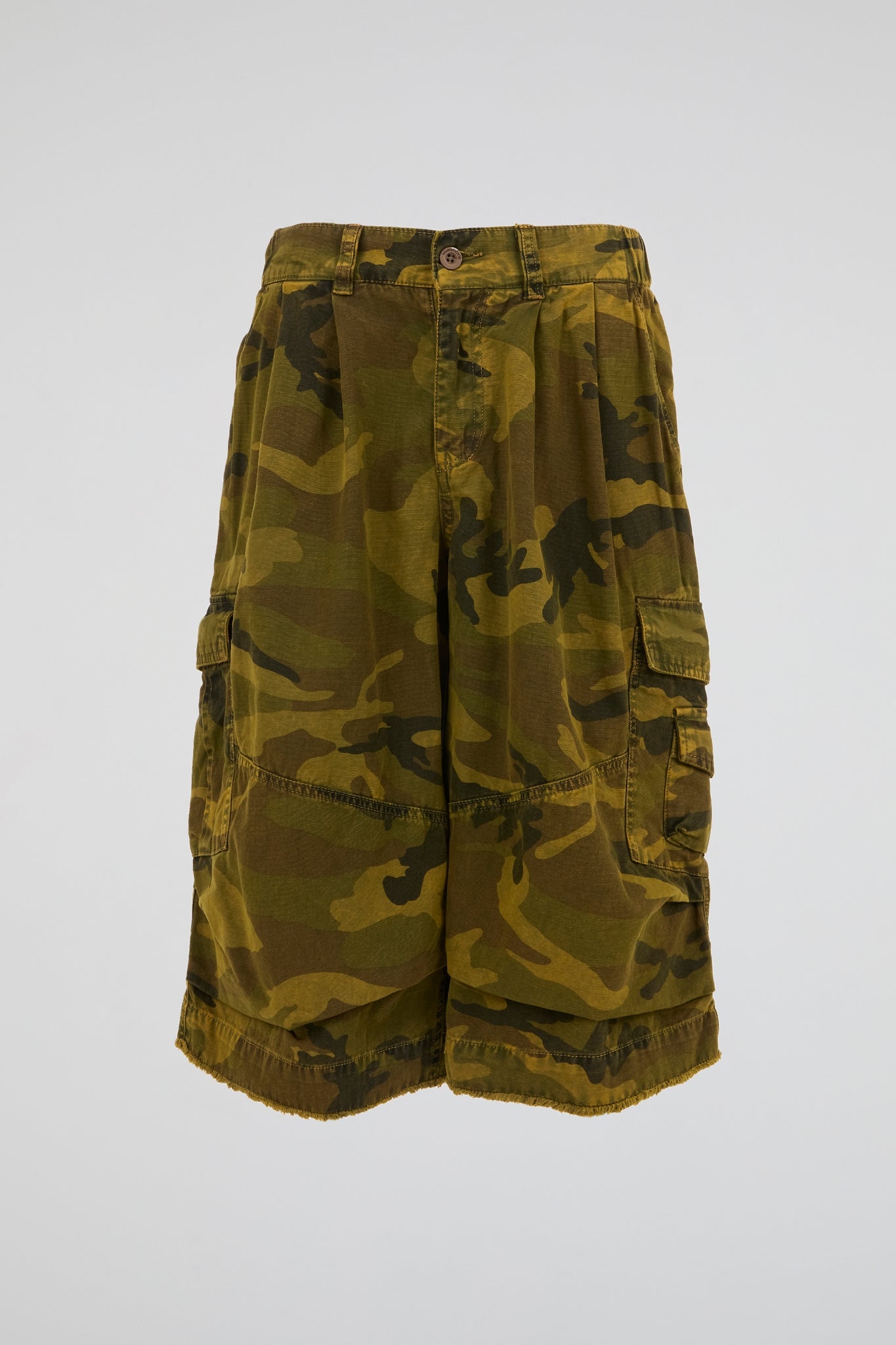 DUMIST - LONG CARGO KHAKI CAMO SHORTS