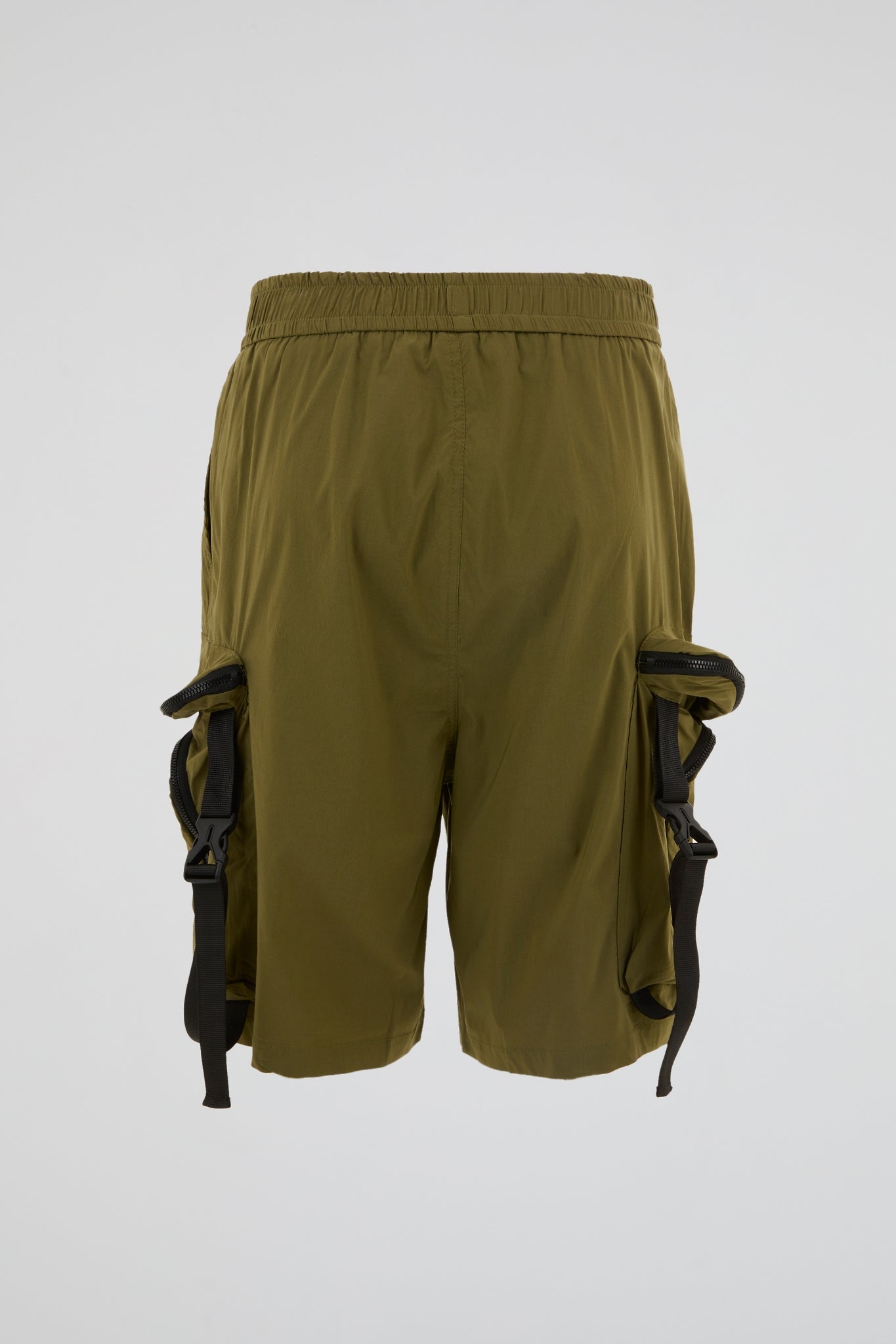 DUMIST - KHAKI CARGO TECH SHORTS CLIP CLOSURE