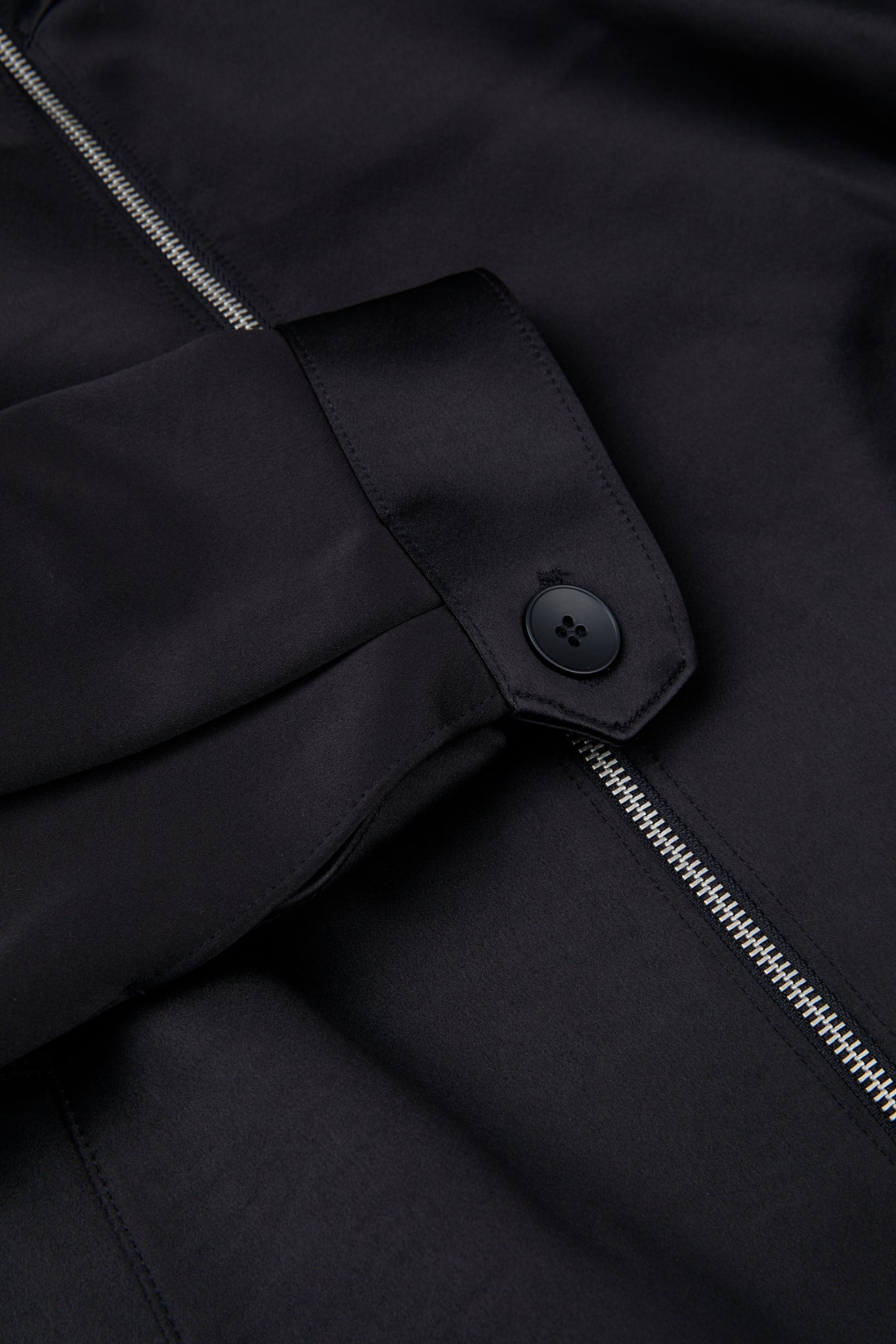 Dumist Black Cropped Zip Jacket