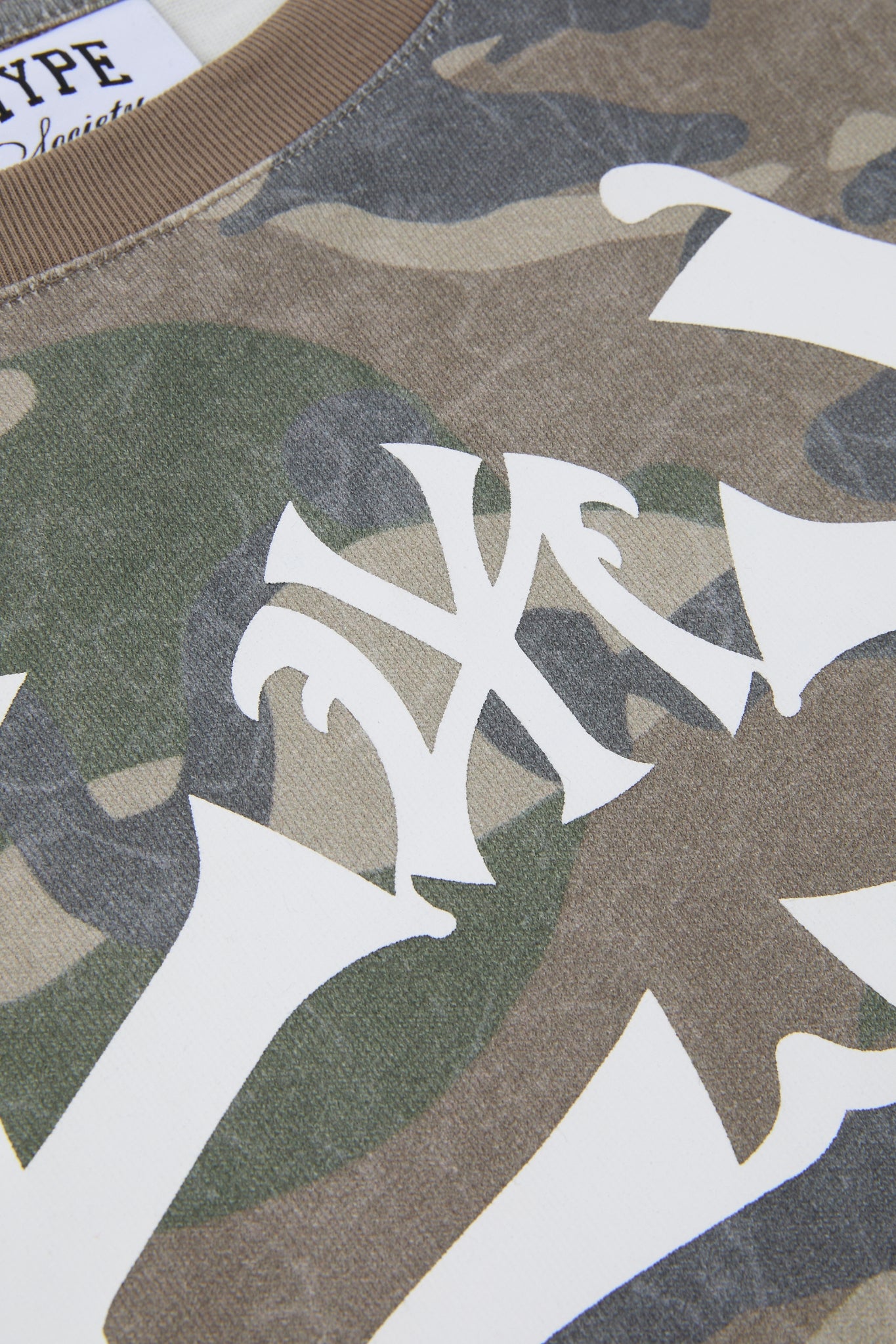 BHYPE CAMO SKELETON NY RIB CAGE BOXY TEE