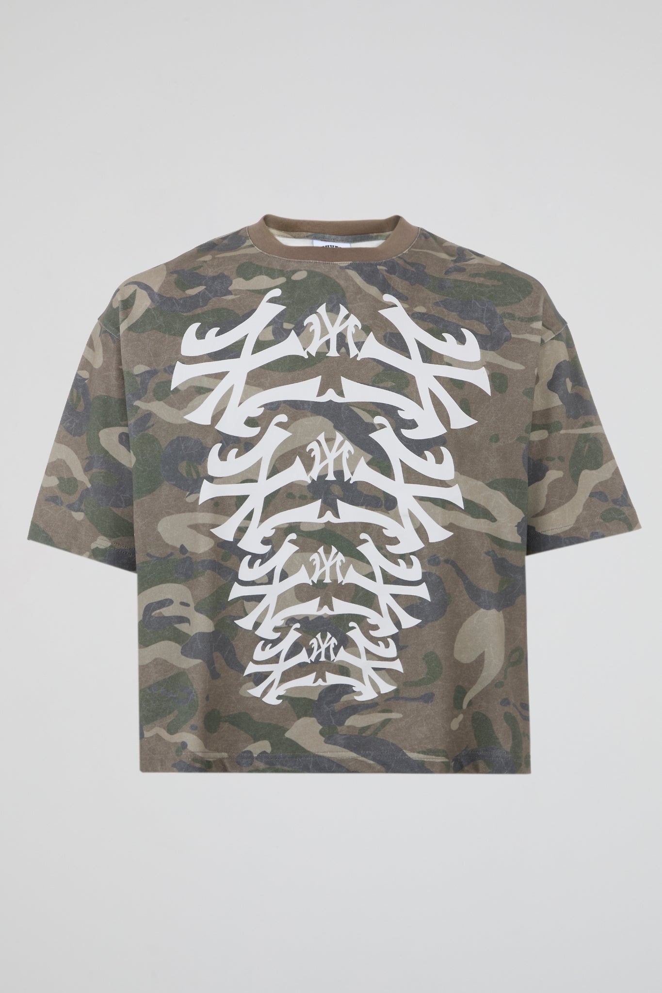 BHYPE CAMO SKELETON NY RIB CAGE BOXY TEE