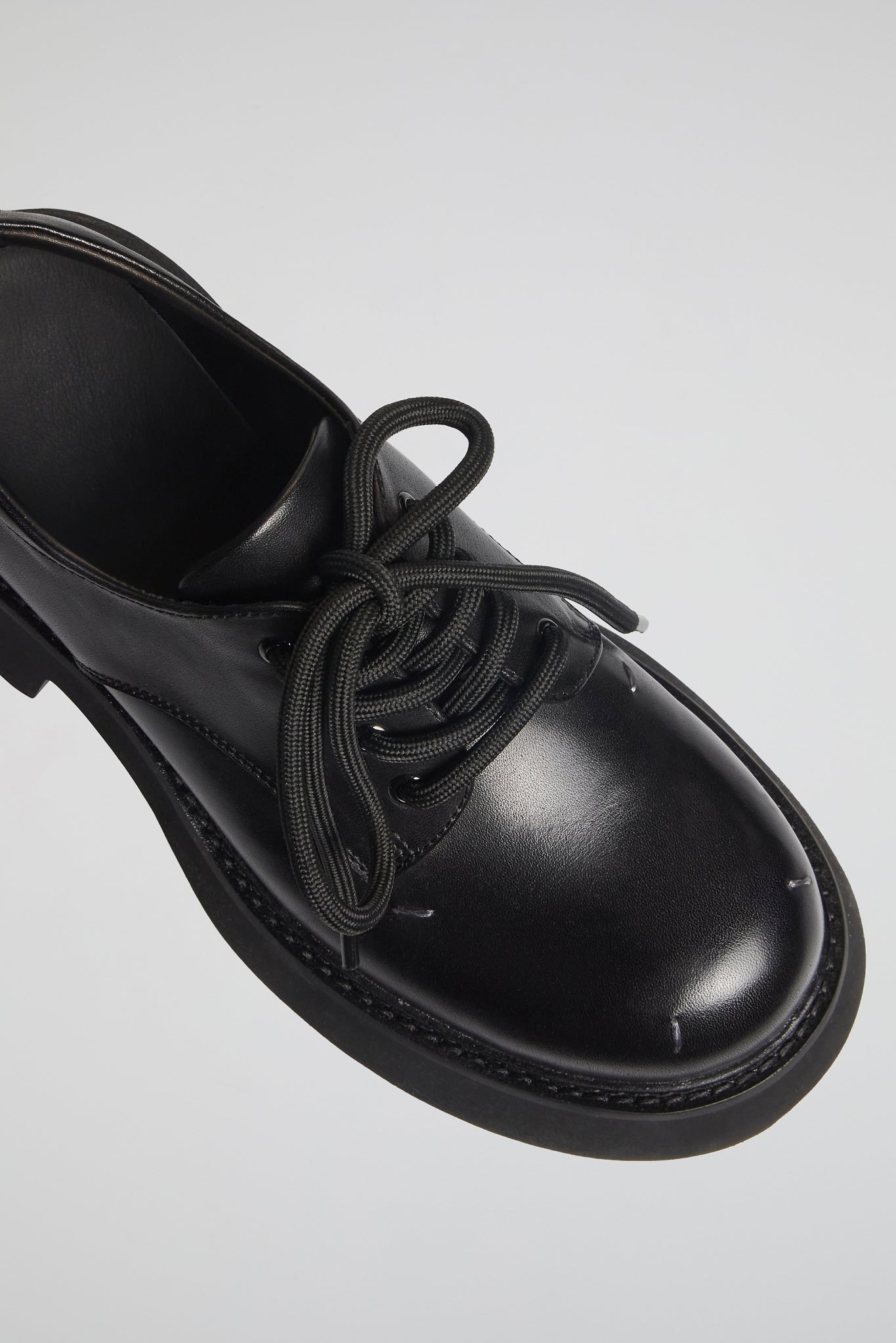 DUMIST KOREA FULL BLACK SHOES