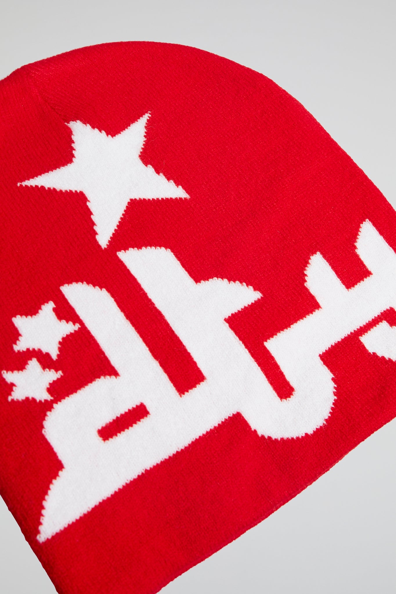 DUMIST KOREA RED ARAB STAR BEANIE