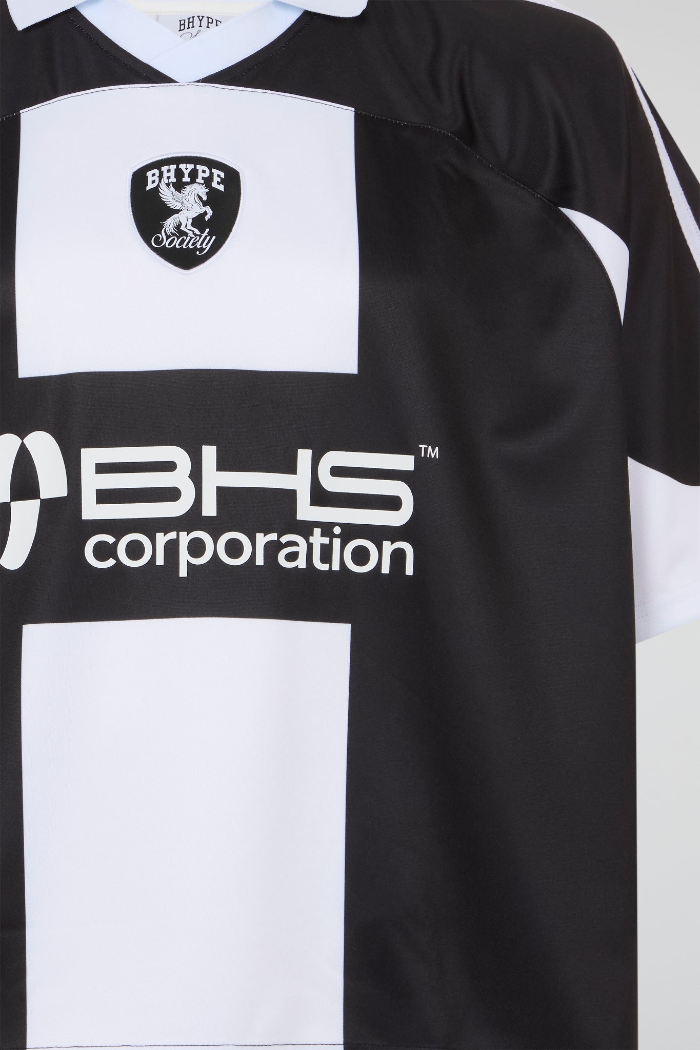 BHS CORPORATION BLACK & WHITE CROPPED SOCCER JERSEY
