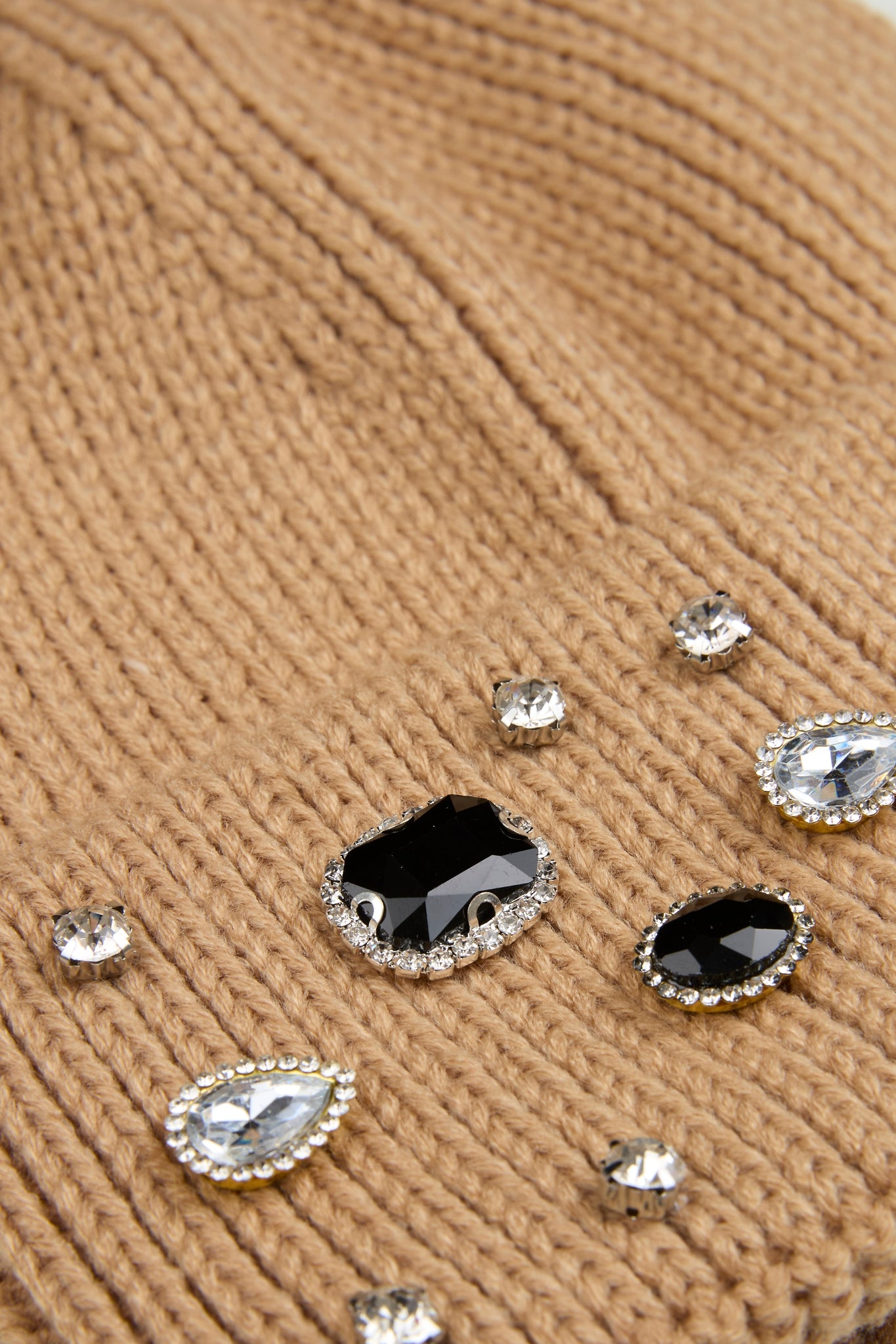 Ribbed Knit Pearls Brown Beanie