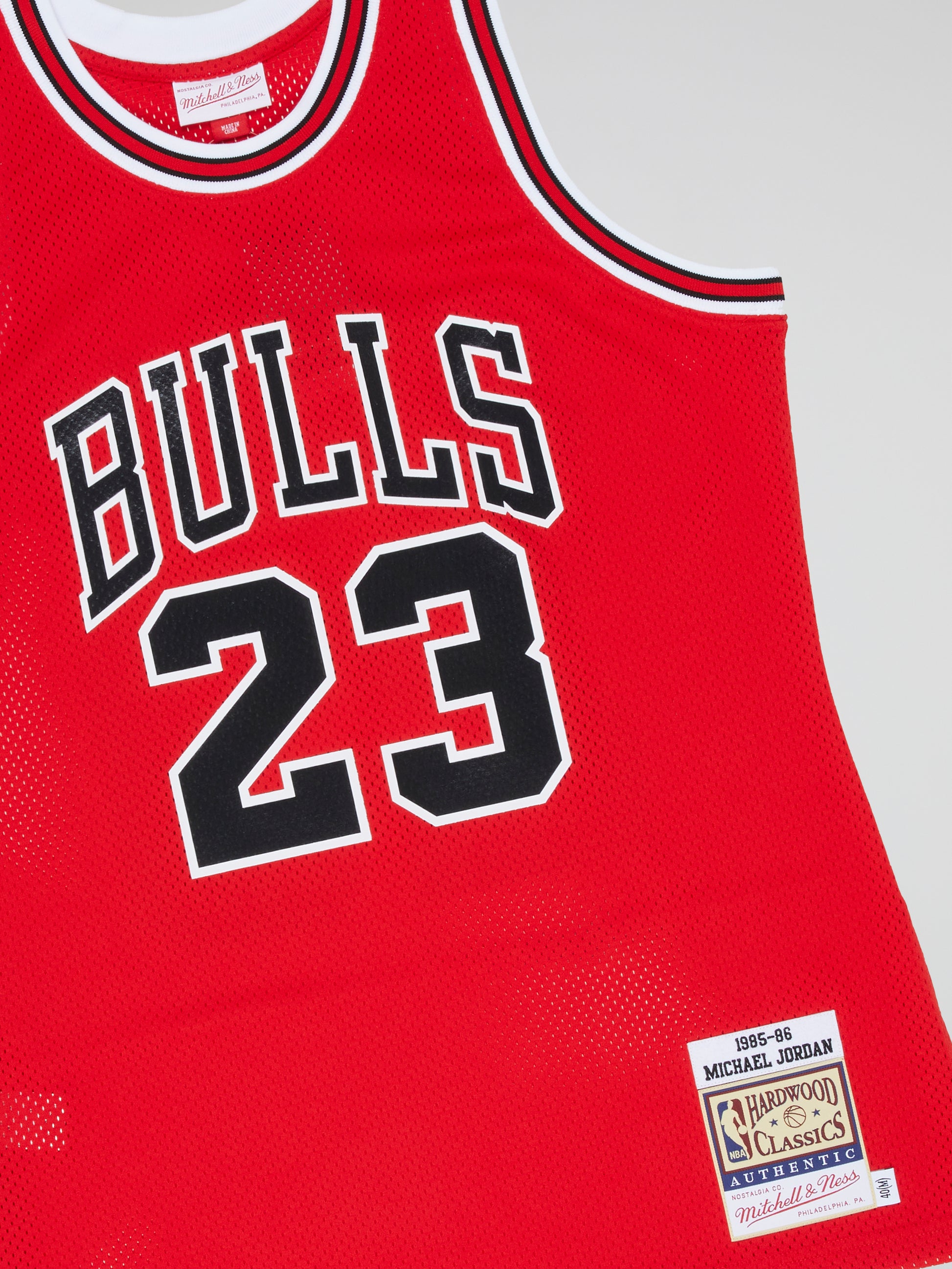 Mitchell & Ness Authentic HOME Jersey Chicago Bulls 1985-86 Michael Jo