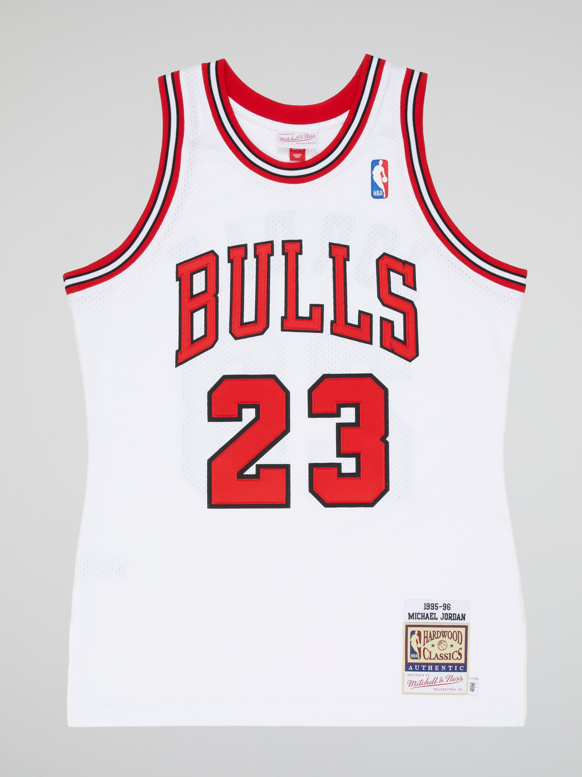 Authentic Mitchell and Ness Michael Jordan Chicago Bulls 95-96 Away Jersey